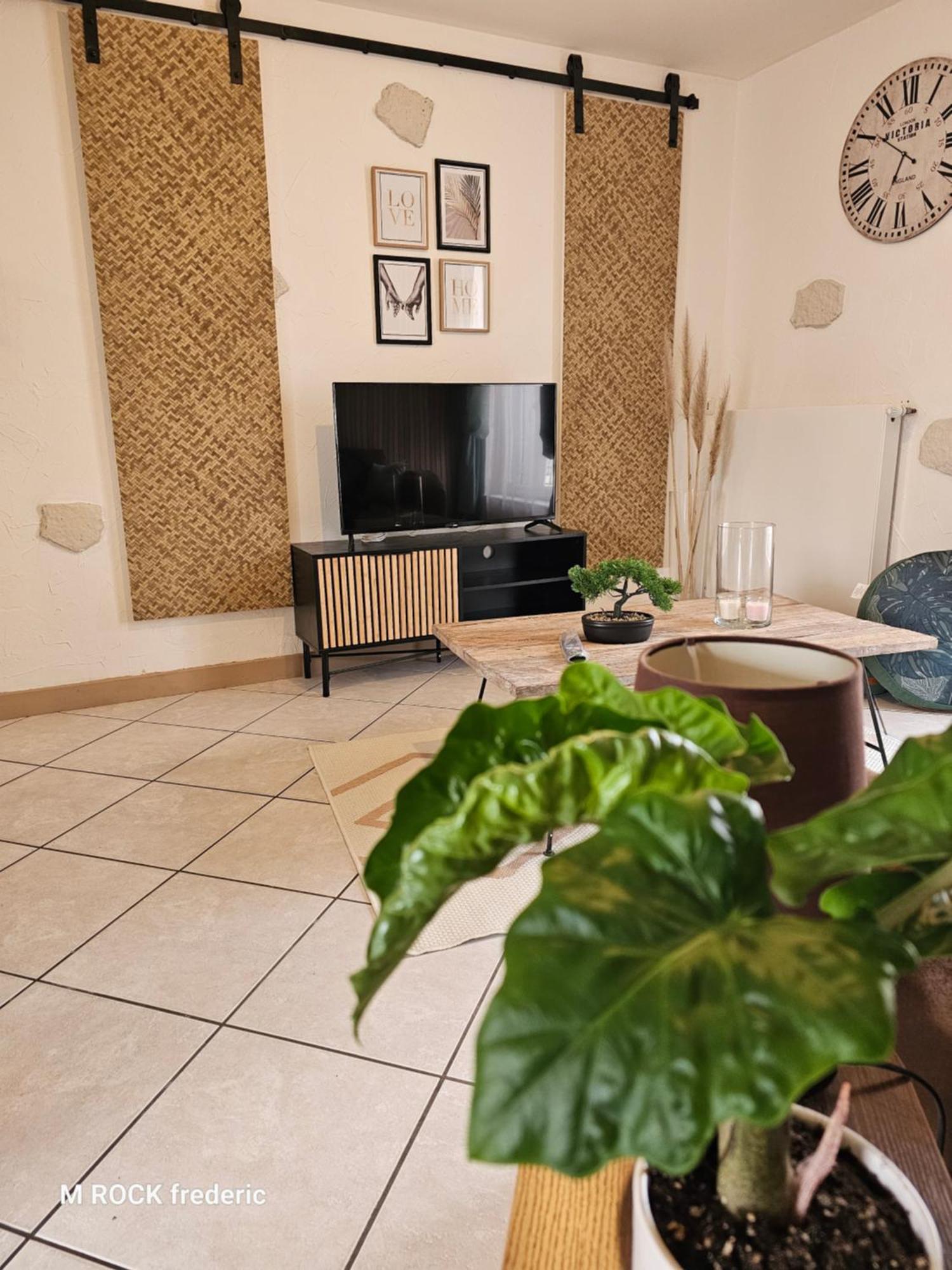 Maison De Ville Avec Jardin Privatif Nevers Exteriör bild