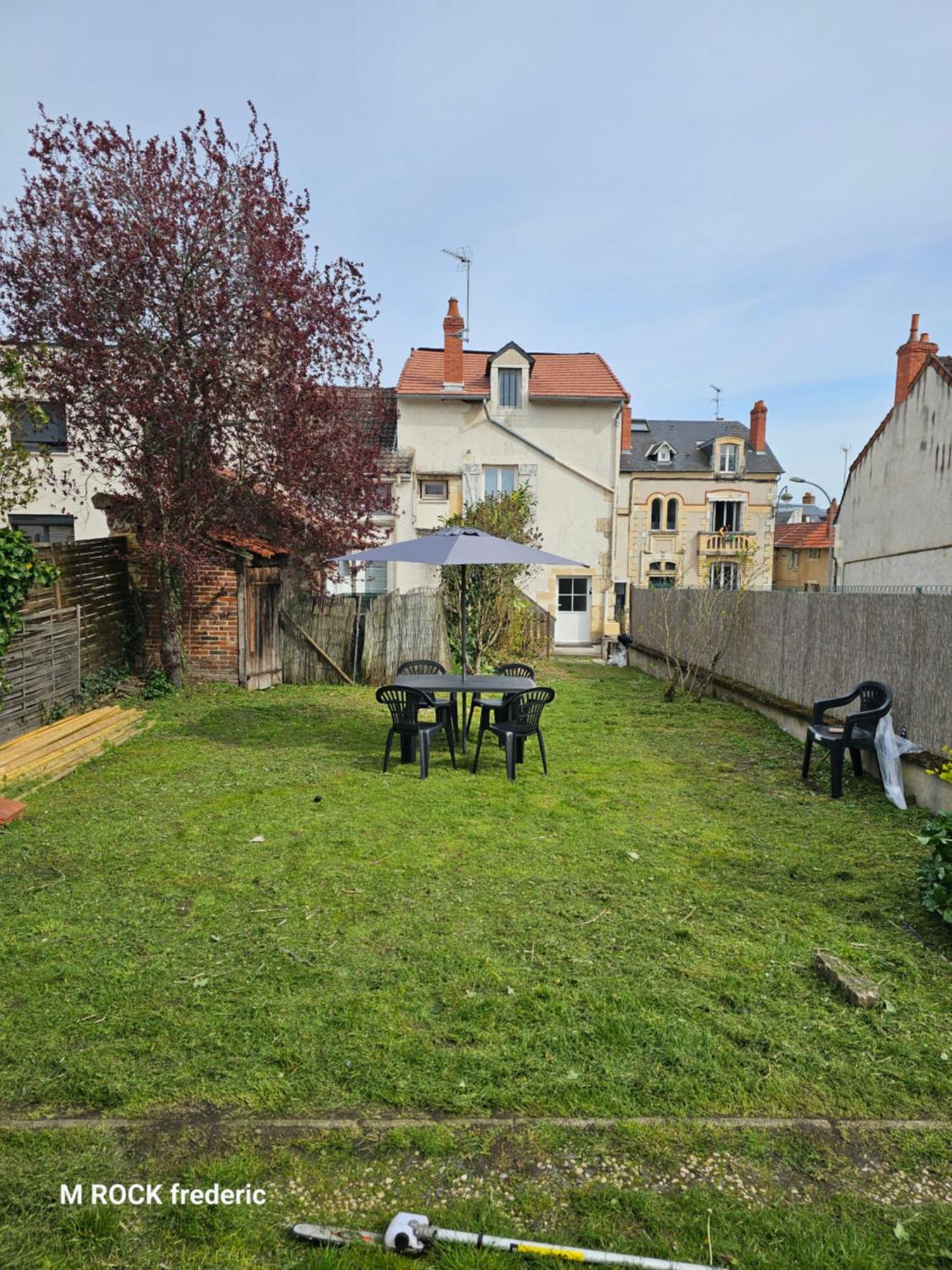 Maison De Ville Avec Jardin Privatif Nevers Exteriör bild
