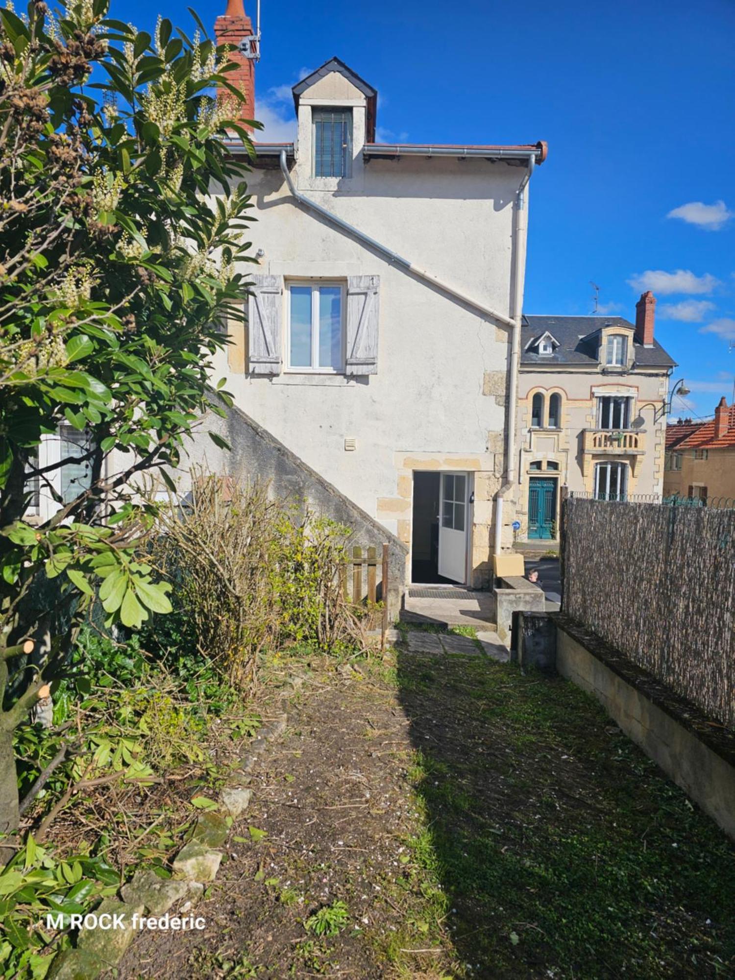 Maison De Ville Avec Jardin Privatif Nevers Exteriör bild